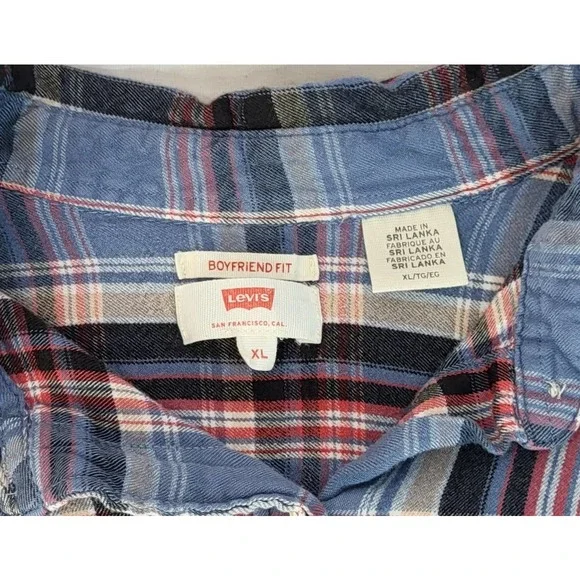 Levis Womens Flannel Shirt XL Boyfriend Fit Blue Plaid Button Up Barrel Cuff - Picture 2 of 10